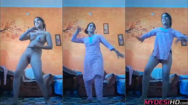 Desi Aunty Instagram | Hot Indian Amateur Stripping Naked – Sex